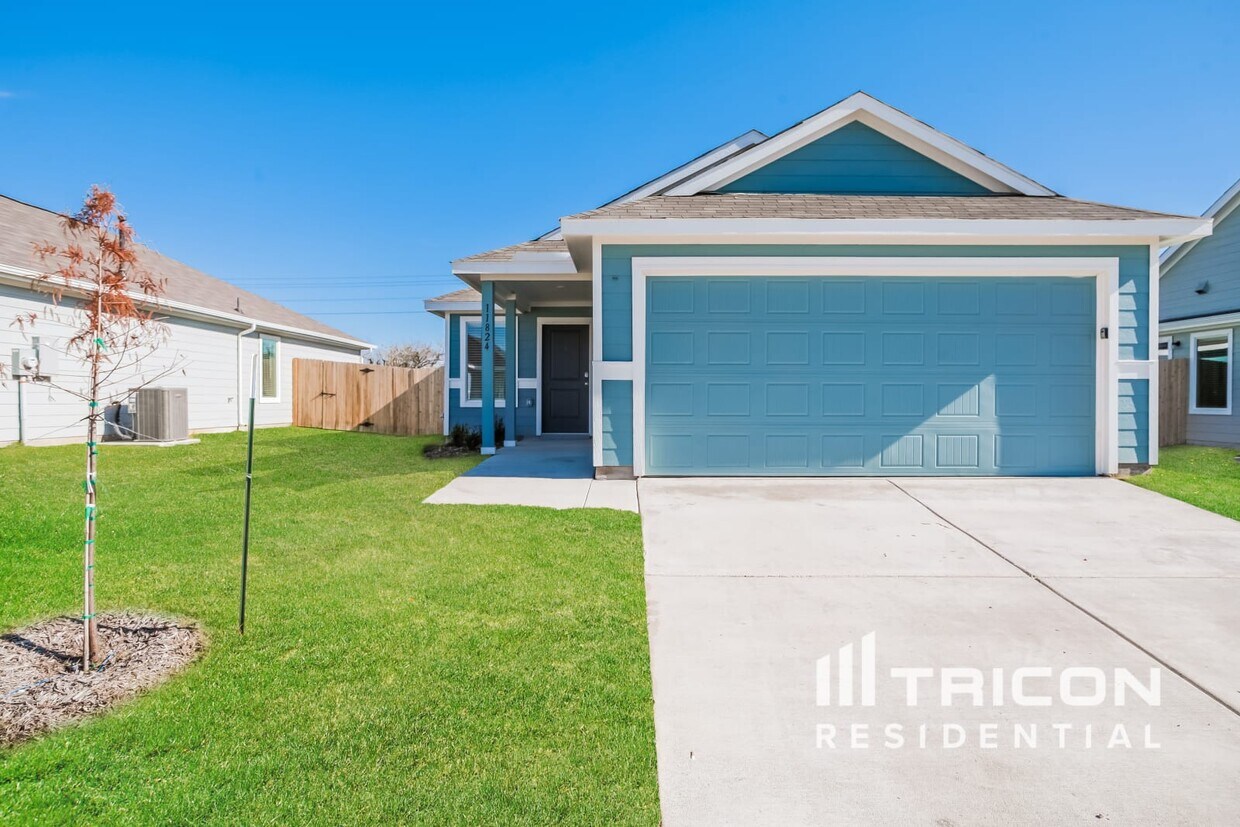 11824 Mancos Trail Rhome TX House Rental in Aurora, TX