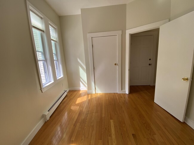 Foto del edificio - 1236 Cambridge St