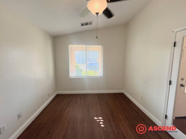 Foto del edificio - Charming 3-Bedroom in Southwest!