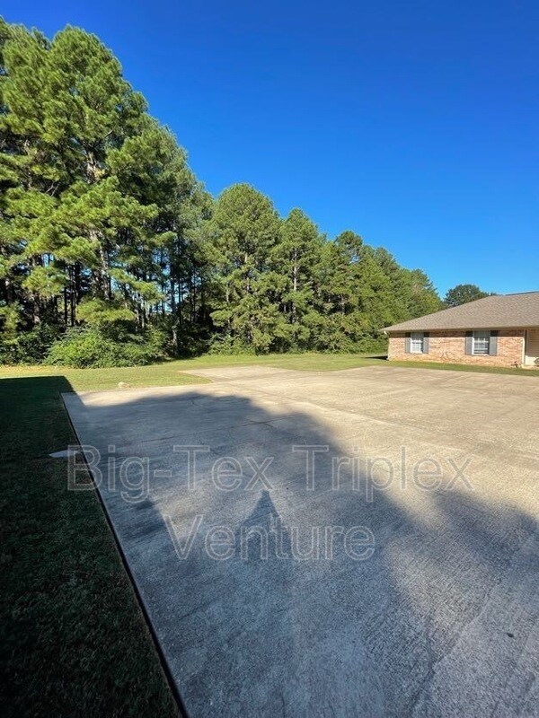 Foto del edificio - 280 N Pecan St