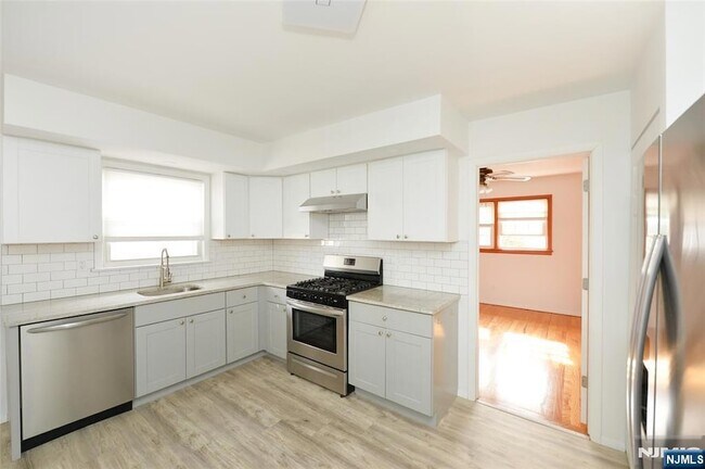 Foto del edificio - 11 Gregory Ct