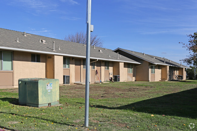 Building Photo - Conquistador Villa Apartments
