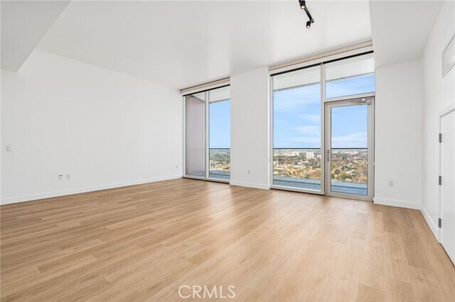 Foto del edificio - 28 N 4th St