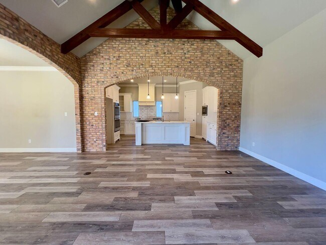 Foto del edificio - 7817 57th St