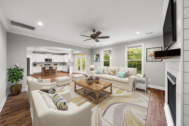 Foto del edificio - 9846 Foot Path Ln