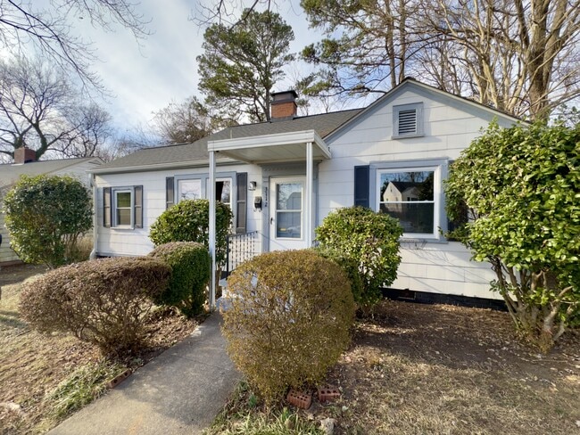 Building Photo - 3112 Peebles Dr