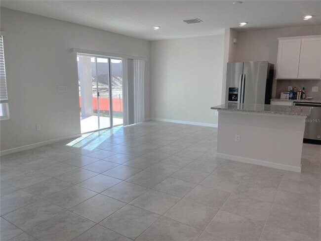 Foto del edificio - 1196 Sugarwood St