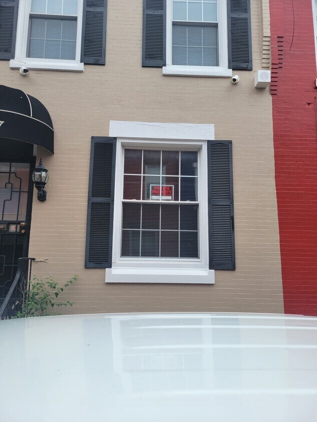 1727 N Bailey St, Philadelphia, PA 19121