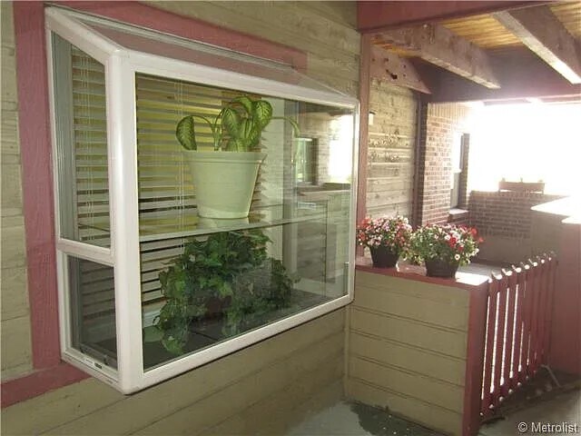 Building Photo - 8740 Corona St