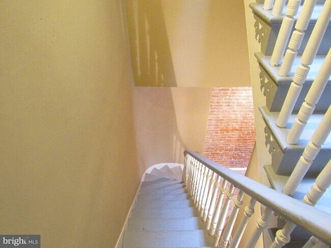 Building Photo - 1833 W Baltimore St