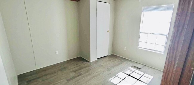 Foto del edificio - Cute 2 bed/2 bath mobile home in Opelousas