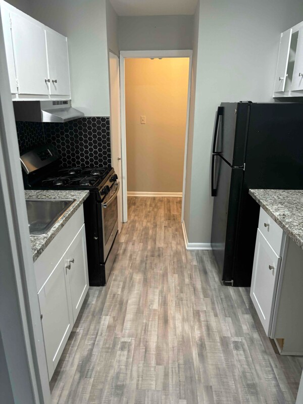 Foto principal - 3825 St Barnabas Rd