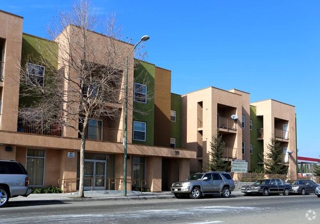 Foto principal - Brookfield Place Apartments