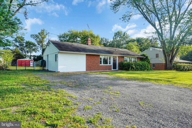 Building Photo - 13209 Thornton Dr