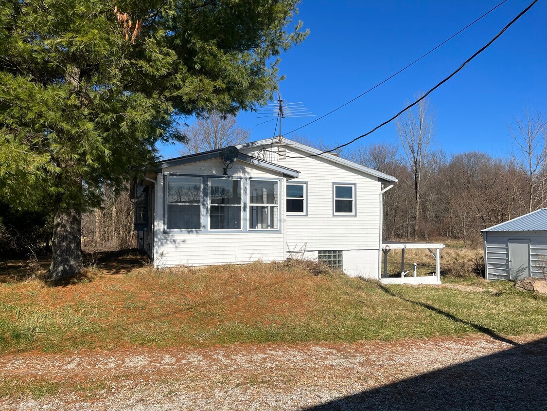 Primary Photo - 1169 Township Rd 198