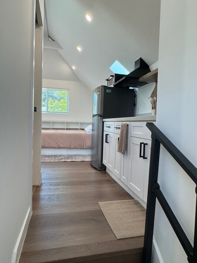 Foto del edificio - 500 Maple Ave