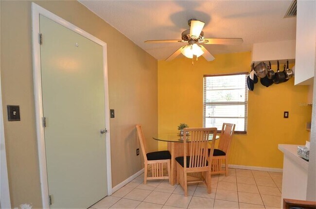 Building Photo - 3 bedroom 2 bath home for rent Arcadia
