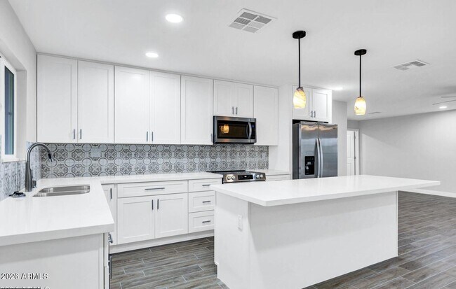 Foto del edificio - 10602 W Cumberland Dr