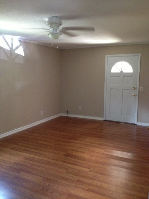 Foto del edificio - 401 Williamson Ave