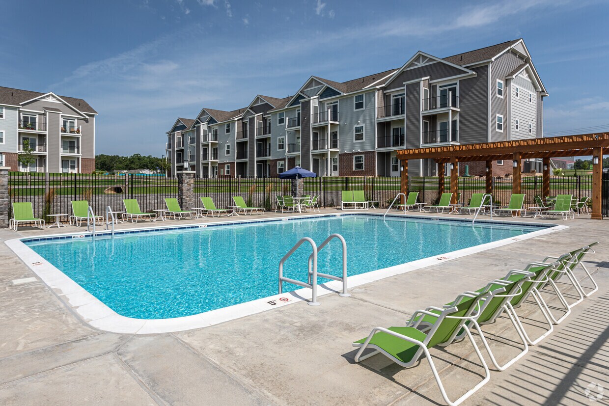 Dodson Pointe Apartment Homes 6000 W Stoney Creek Dr Rogers, AR Apartments for Rent in