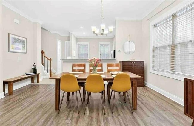 Foto del edificio - 2407 Tenor Ln