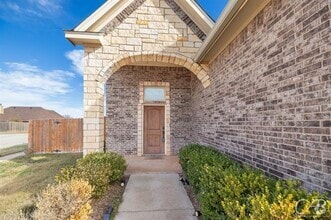 Building Photo - 7701 Florence Dr