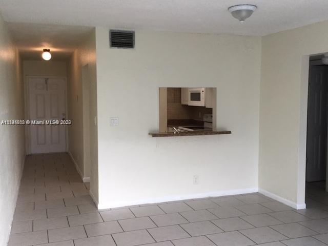 Foto del edificio - 7625 Tam Oshanter Blvd
