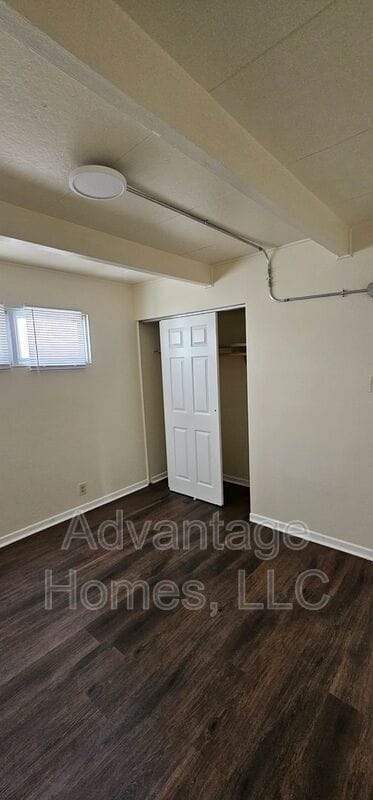 Building Photo - 820 N 70th St