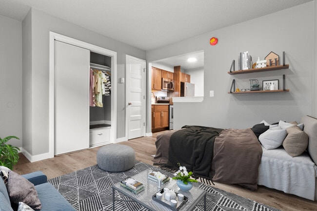 Building Photo - White Rock Apartments