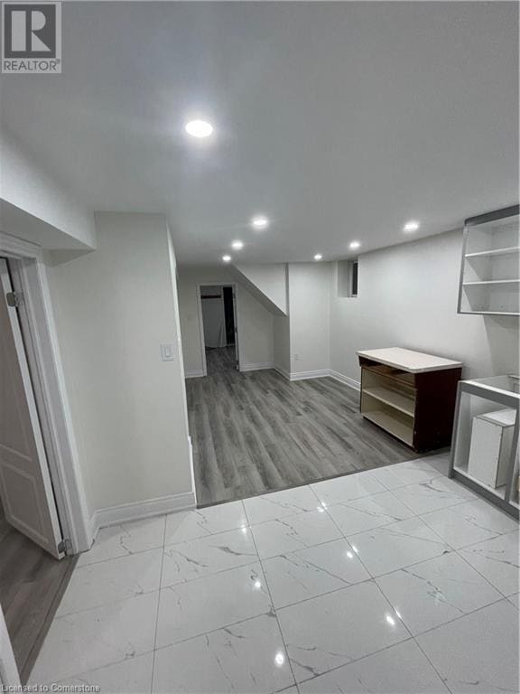 Building Photo - 30 Moynes Ave