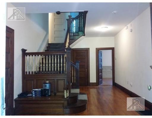 Building Photo - 6 bedroom in Brighton MA 02135
