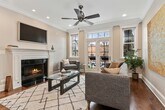 Foto principal - 823 W Wolfram St