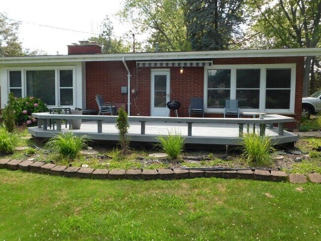 Building Photo - 26150 Barbados Rd