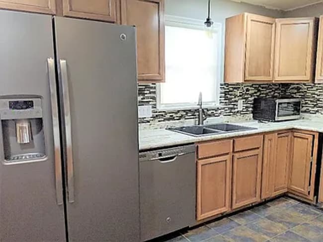 Foto del edificio - 12627 Holmes St