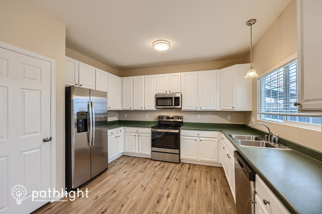 Foto del edificio - 5603 E Monument Dr, Castle Rock, CO, 80104