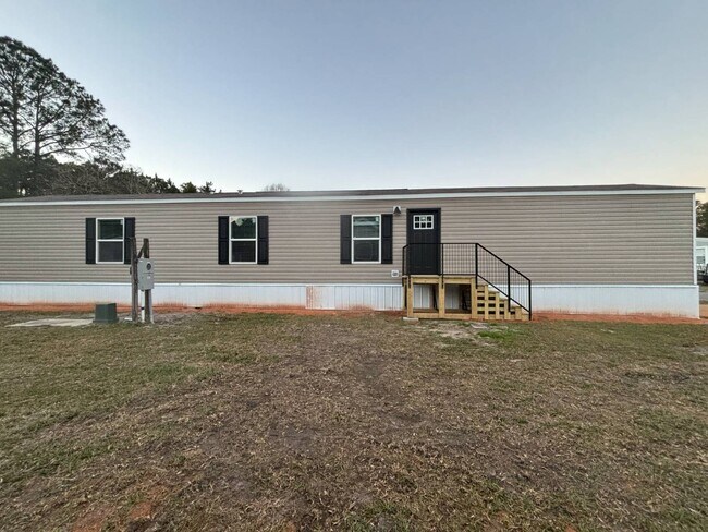 Building Photo - 2101 Ladnier Rd