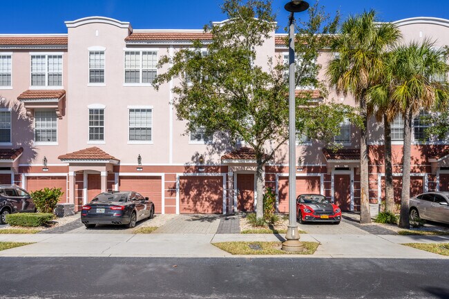Foto del edificio - 5051 Tideview Cir