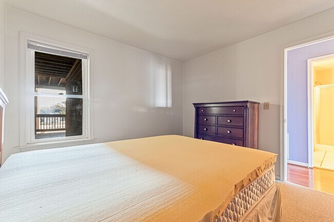 Foto del edificio - 2204 E Ocean View Ave