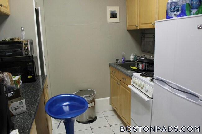 Foto del edificio - 879 Beacon St