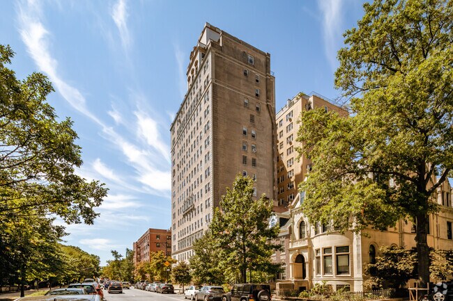 Building Photo - 9 Prospect Park W