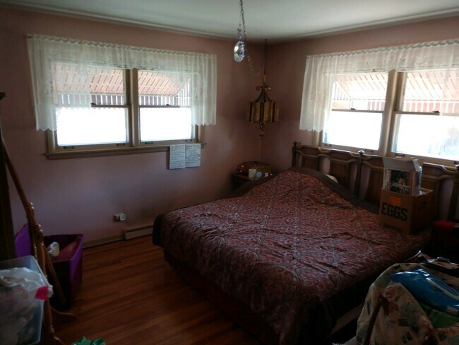 Foto del edificio - 4940 N Mont Clare Ave