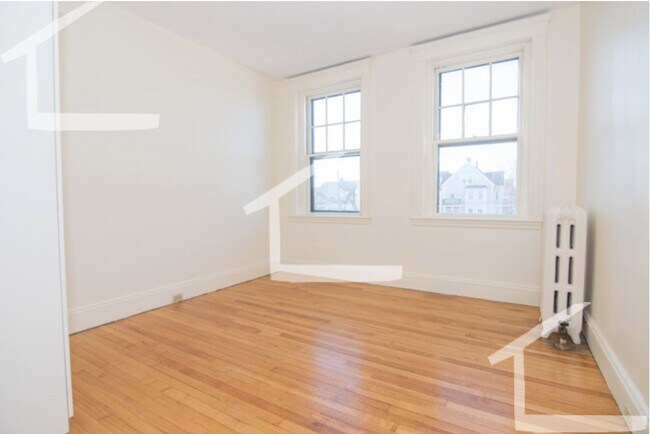 Foto del edificio - NICE 3 BED IN ALLSTON!!!!! CLOSE TO BU AND THE T