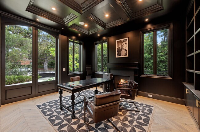 Foto del edificio - 517 N Camden Dr