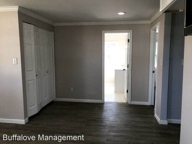 Building Photo - 4 br, 1.5 bath House - 875 New Rd