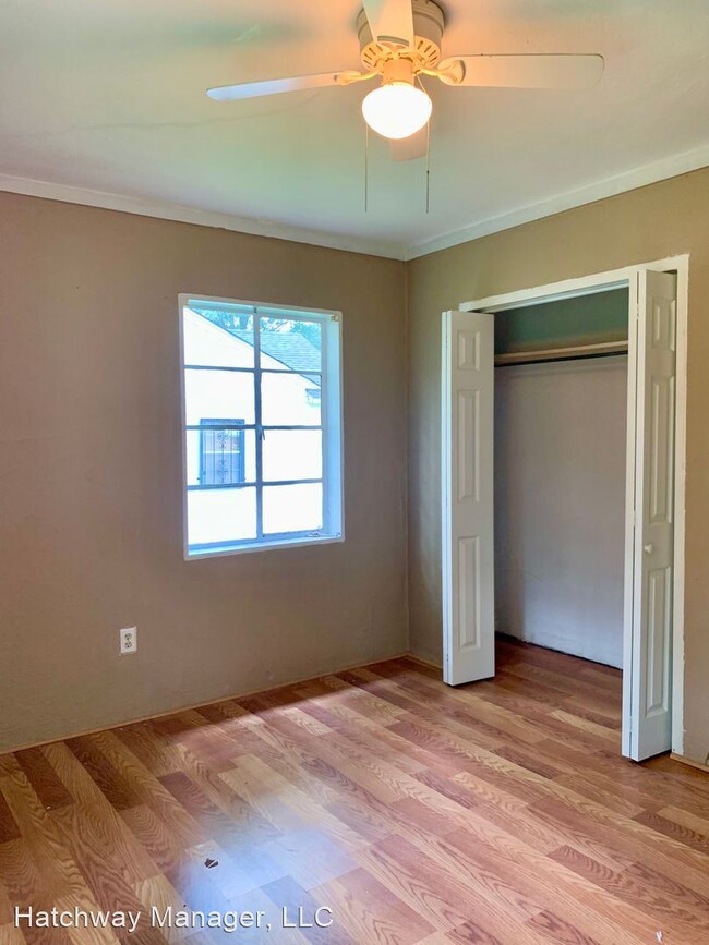 Building Photo - 2 br, 1 bath House - 723 Robinhood Rd