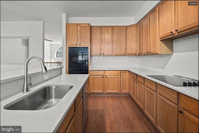 Building Photo - 5394 Chieftain Cir