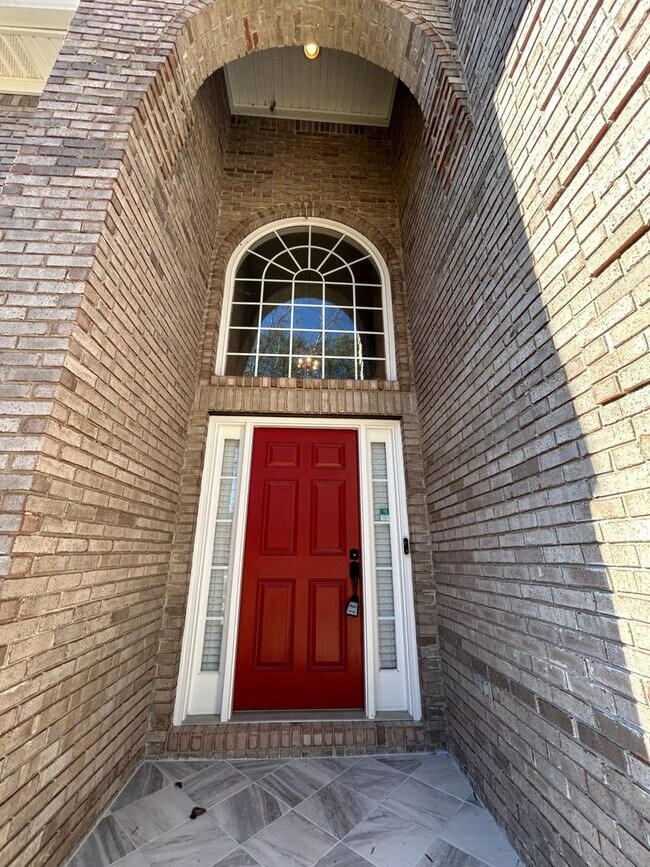 Building Photo - Executive Rental in West Rome $2,495