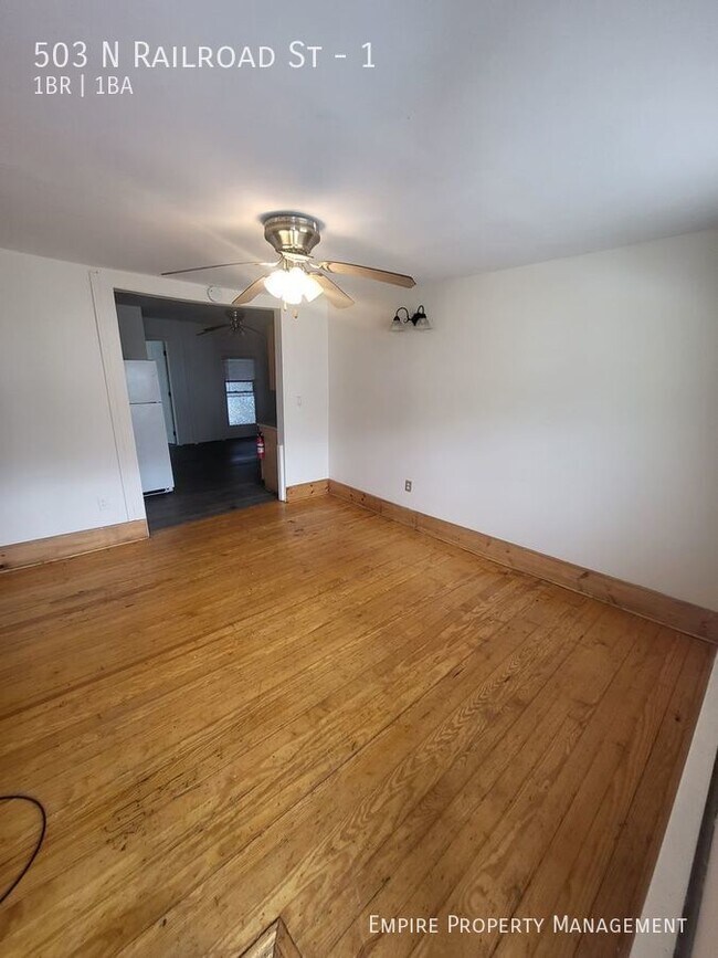 Building Photo - 1 Bedroom / 1 Bathroom in Tamaqua !