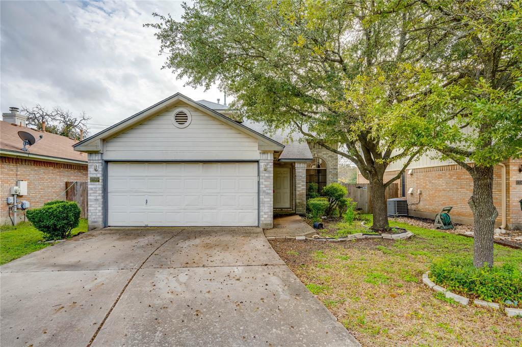 Foto principal - 13505 Dulles Ave