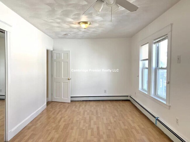 Foto del edificio - 60 Linwood St